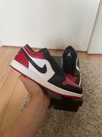 Air Jordan 1 Low Bred Toe maat 42, Overige kleuren, Verzenden, Nieuw, Sneakers of Gympen