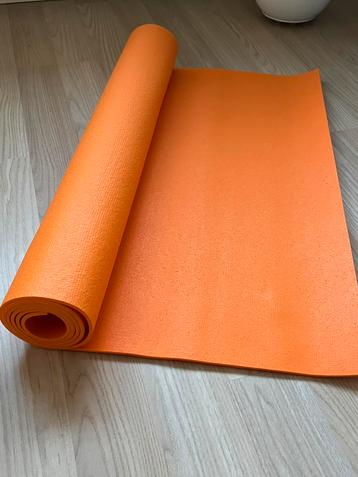 Yoga ondermatten rubber 182x 80 cm beschikbaar voor biedingen