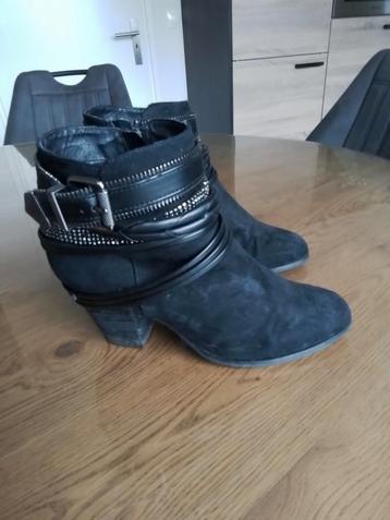 Izgst  zwarte schoenen La Strada mt 38