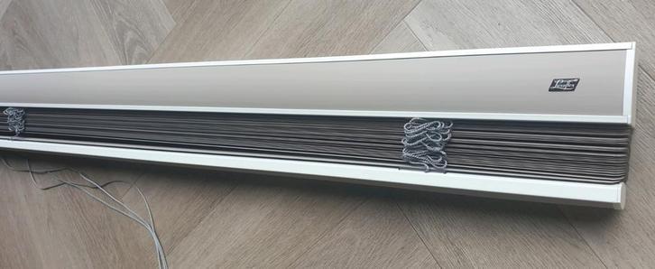 Luxaflex jaloezie 50mm 1.72m breed, Nieuw, Huis en Inrichting, Stoffering | Gordijnen en Lamellen, Nieuw, 150 tot 200 cm, 150 tot 200 cm