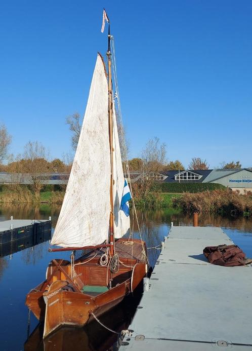 Zeilboot - houten zeilschouw, Watersport en Boten, Open zeilboten, Gebruikt, Overige typen, 3 tot 6 meter, Hout, Binnenboordmotor