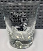 Black & White scotch whisky glas. Hoogte 9 cm., Ophalen of Verzenden, Zo goed als nieuw, Borrel- of Shotglas