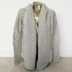 Prachtig Grijs Amisu Vest - 98 (S) € 20,-, Ophalen of Verzenden, Zo goed als nieuw, Maat 36 (S), Grijs