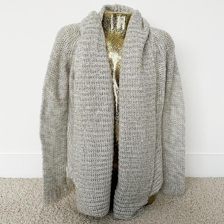 Prachtig Grijs Amisu Vest - 98 (S) € 20,-, Kleding | Dames, Truien en Vesten, Zo goed als nieuw, Maat 36 (S), Grijs, Ophalen of Verzenden