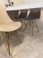 4 Licht Beige Eetstoelen - Stijlvol en Comfortabel, Huis en Inrichting, Stoelen, Ophalen, Gebruikt, Overige kleuren, Metaal