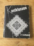 Kantklossen - J.P.A. Brand, Ophalen of Verzenden, Gebruikt, Boek of Tijdschrift
