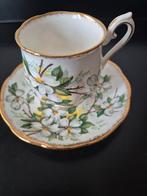 White Dogwood royal albert porselein, Ophalen of Verzenden, Zo goed als nieuw, Porselein, Kop en/of schotel