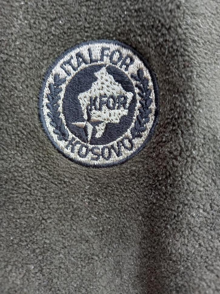 KFOR Kosovo - Fleece ITALFOR, Verzamelen, Militaria | Algemeen, Landmacht, Kleding of Schoenen, Overige gebieden, Ophalen
