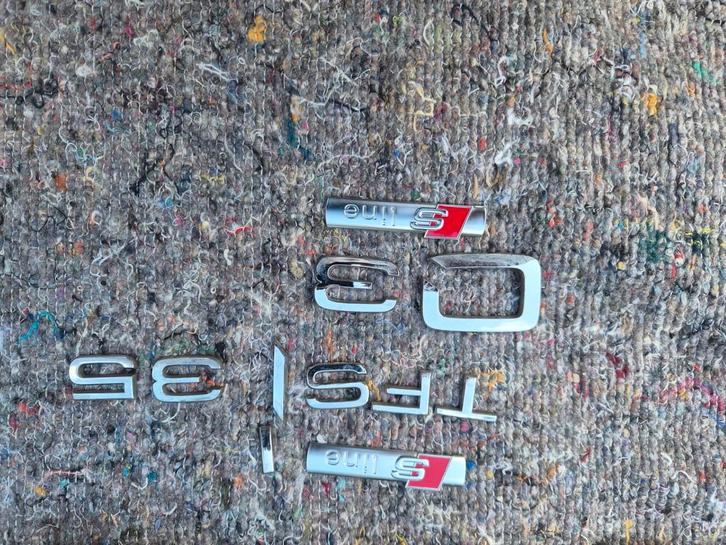 Audi Emblemen Set - Diverse Modellen, Auto-onderdelen, Carrosserie en Plaatwerk, Achterklep, Audi, Achter, Gebruikt, Ophalen of Verzenden