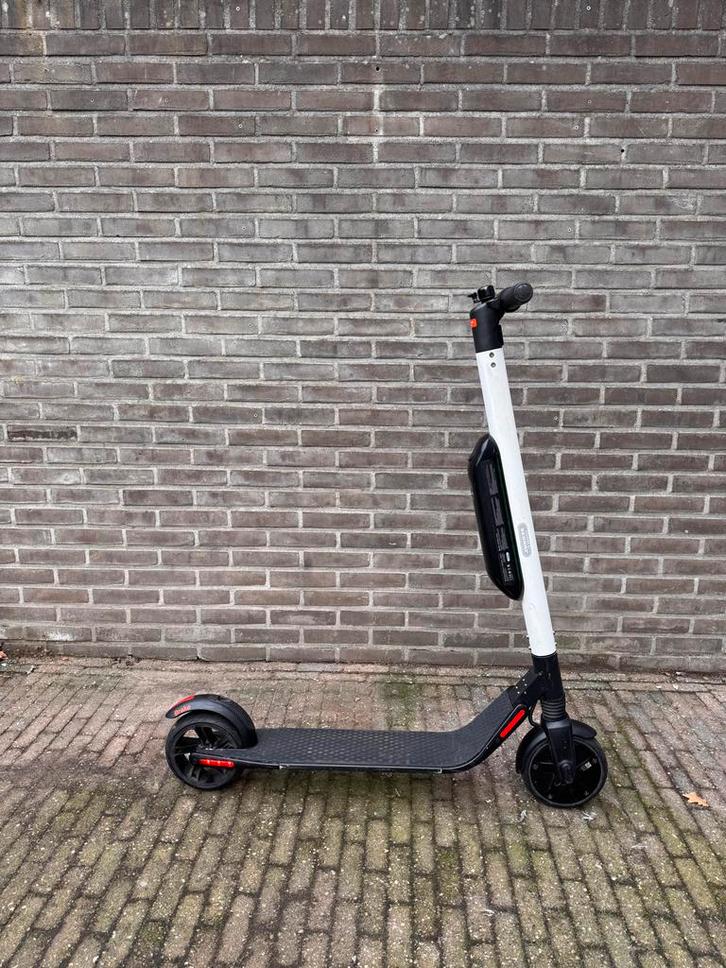 Segway ES4 Elektrische Step, Fietsen en Brommers, Steps, Zo goed als nieuw, Elektrische step (E-scooter), Ophalen of Verzenden