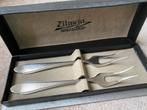 2 Gero Zilmeta vleesvorkjes. Nieuw, Antiek en Kunst, Antiek | Bestek, Ophalen of Verzenden
