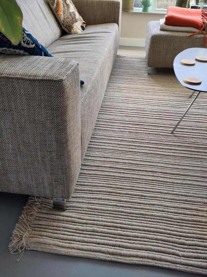 Bolia Kela Rug - Beige vloerkleed, Huis en Inrichting, Stoffering | Tapijten en Kleden, Nieuw, 200 cm of meer, 200 cm of meer