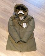 Woolrich NF Damesparka Olive Green Donsvulling Capuchon M, Ophalen of Verzenden, Zo goed als nieuw, Groen