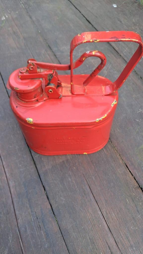 U.S.A benzinetank  , betonschaar., Ophalen of Verzenden