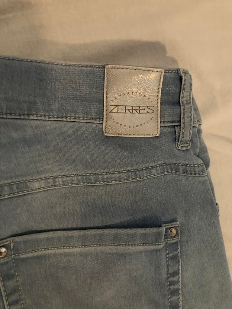 Zerres damesbroek maat 38 lichtblauw rechte pijp, Verzenden, Zo goed als nieuw, Blauw, W30 - W32 (confectie 38/40)