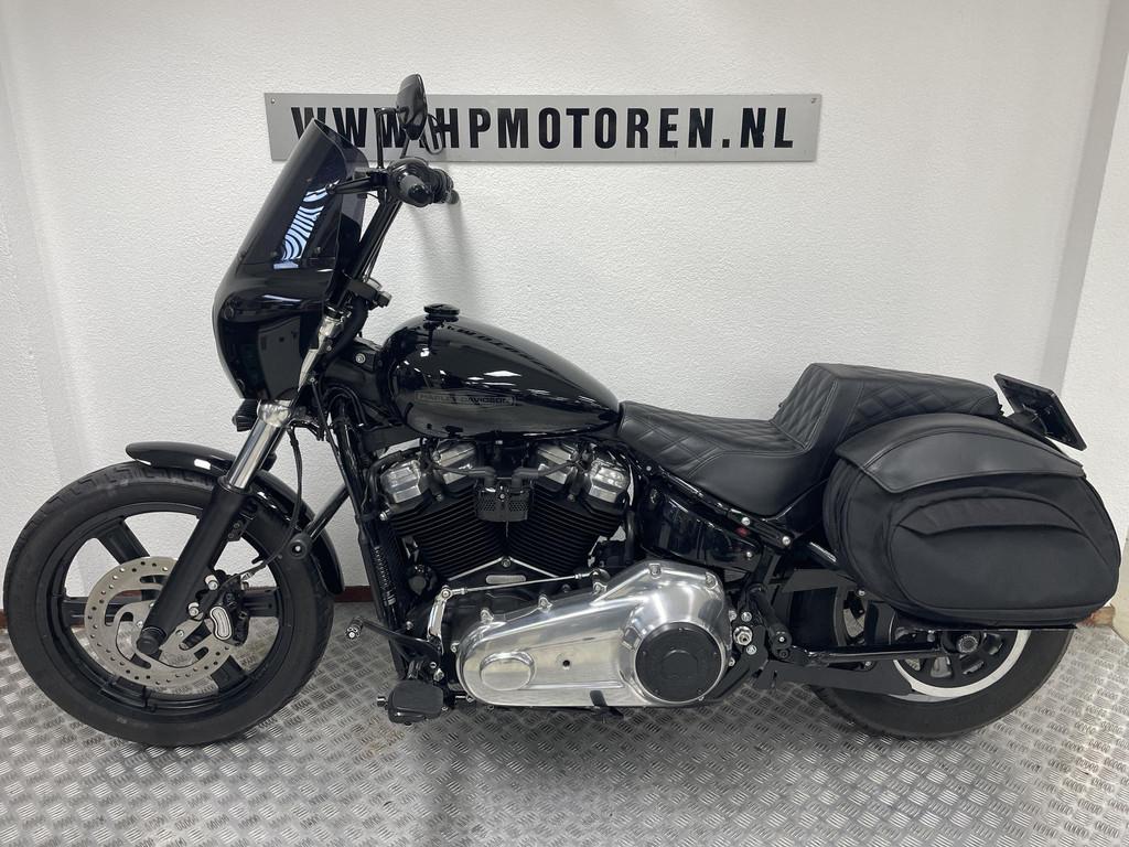 Harley Davidson FXST SOFTAIL STREETBOB STANDARD ABS CLUB STY, Laan van Vredenoord 33
2289 DA  Rijswijk, NL, LED Verlichting, 1745 cc