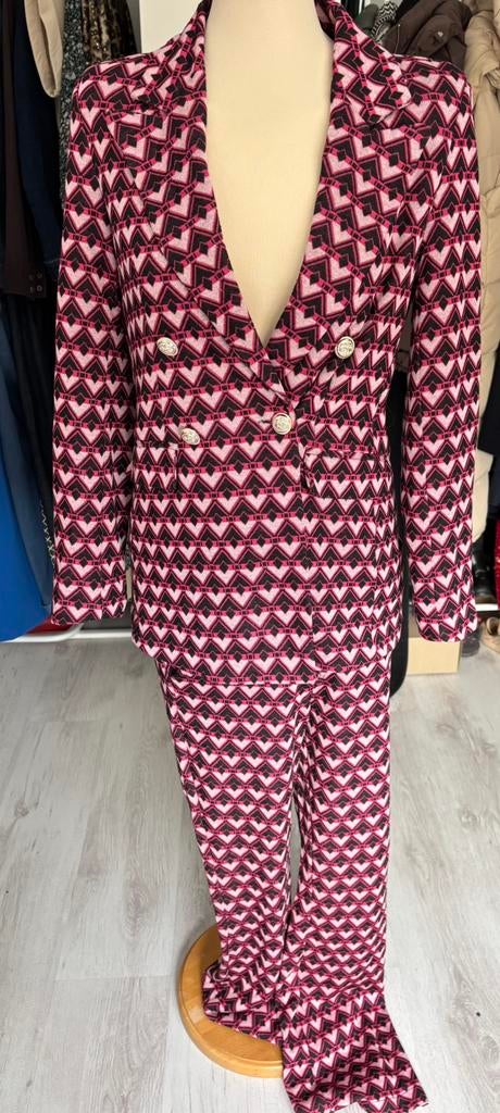 Broekpak Costes met patroon maat S zgan, Kleding | Dames, Jasjes, Kostuums en Pakken, Zo goed als nieuw, Kostuum of Pak, Maat 36 (S)