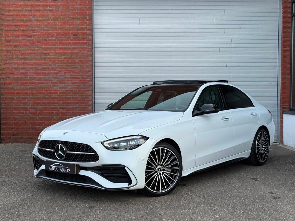 Mercedes-Benz C-klasse 180 AMG Line| PANO| SFEER| FULL OPTIO, Automaat, 1800 kg, 4 cilinders, Wit