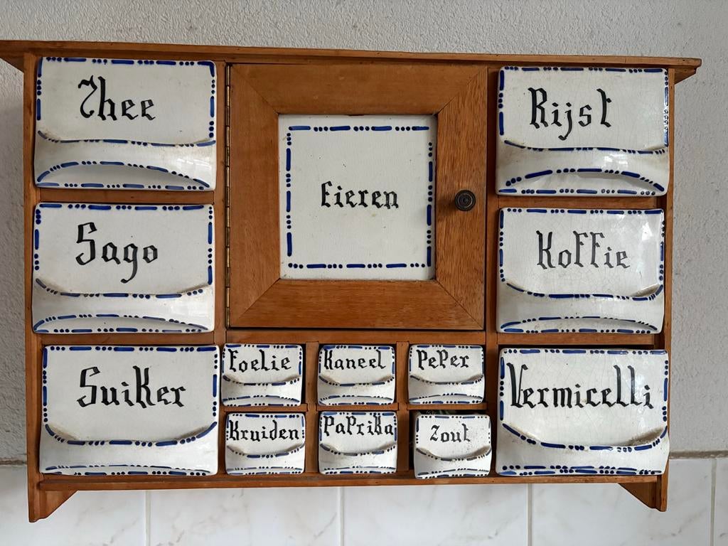 Vintage kruidenrek met keramische potjes in goede staat, Antiek en Kunst, Ophalen