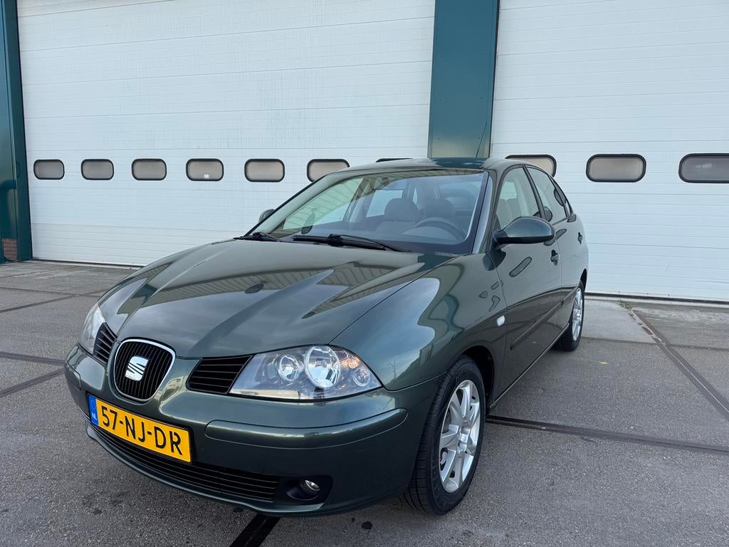 Seat Ibiza 1.4 16V 55KW AUT 2003 Groen NWE APK! 5 Deurs, 74 pk, 4 cilinders, Origineel Nederlands, USB