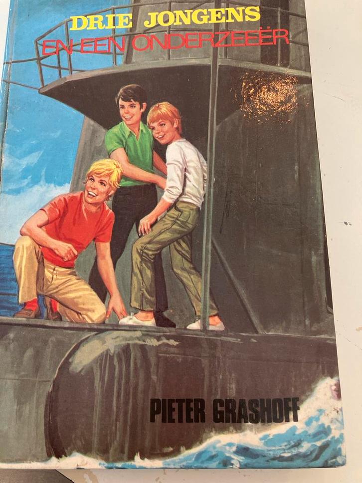 Drie Jongens en een Onderzeeër - Pieter Grashoff, Boeken, Kinderboeken | Jeugd | onder 10 jaar, Gelezen, Fictie algemeen, Ophalen of Verzenden