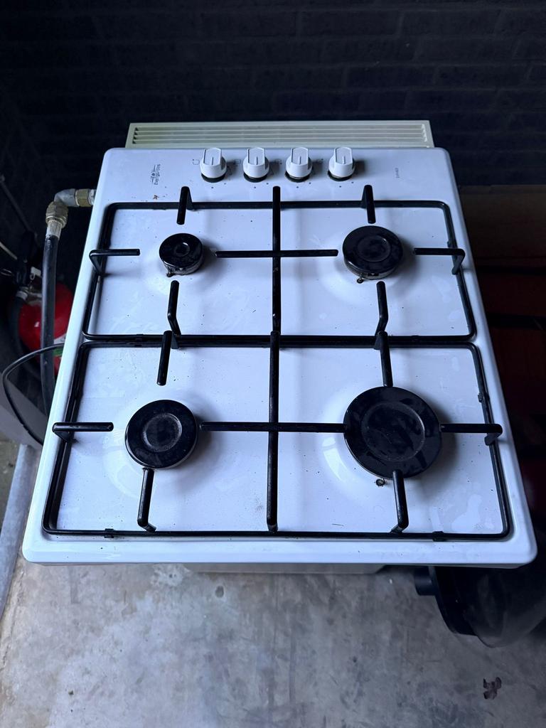 4 pits gaskookplaat met gasslang, Witgoed en Apparatuur, Kookplaten, Ophalen, 4 kookzones, Zo goed als nieuw, Gas