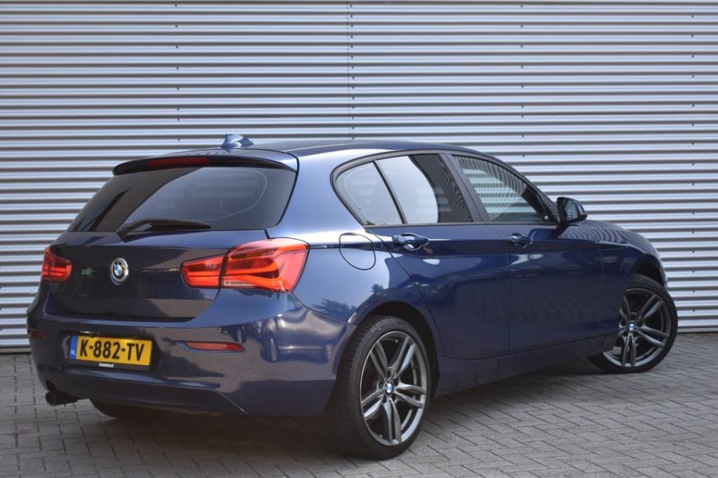 Bmw 1-SERIE 116I 5DRS. / 18inch M SPORT / APPLE CARPLAY + NA, 1-Serie, Achterwielaandrijving, 1280 kg, 3 cilinders