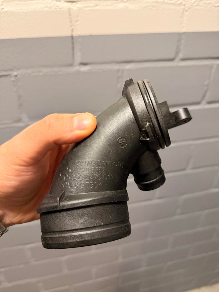 Turbo Inlet VW Golf R, Audi S3, Seat Leon Cupra IS20/IS38, Ophalen of Verzenden, Gebruikt, Volkswagen