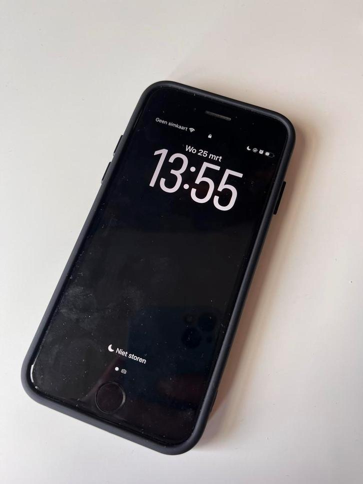 iPhone SE 2020 (2e generatie) - Zo goed als nieuw, Telecommunicatie, Mobiele telefoons | Apple iPhone, Zo goed als nieuw, 64 GB