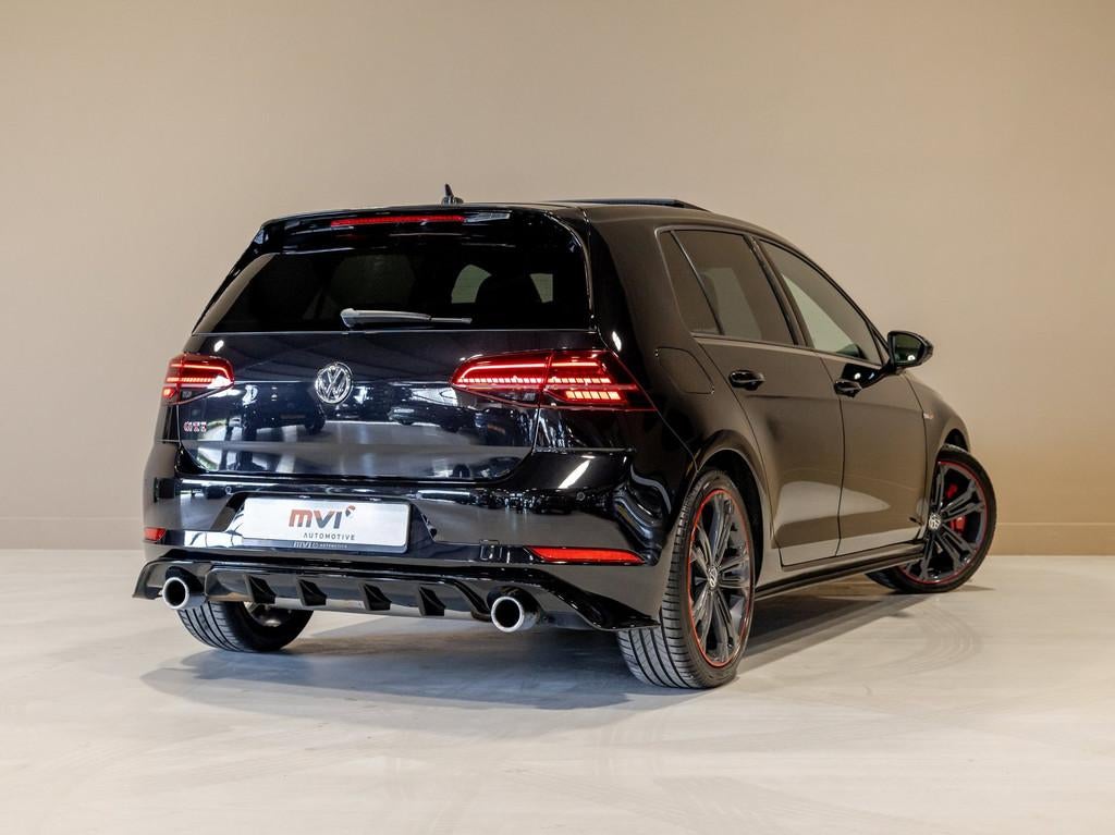 Volkswagen GOLF 2.0 TSI GTI Performance / 245pk / Panorama d, 1345 kg, Gebruikt, 4 cilinders, Zwart