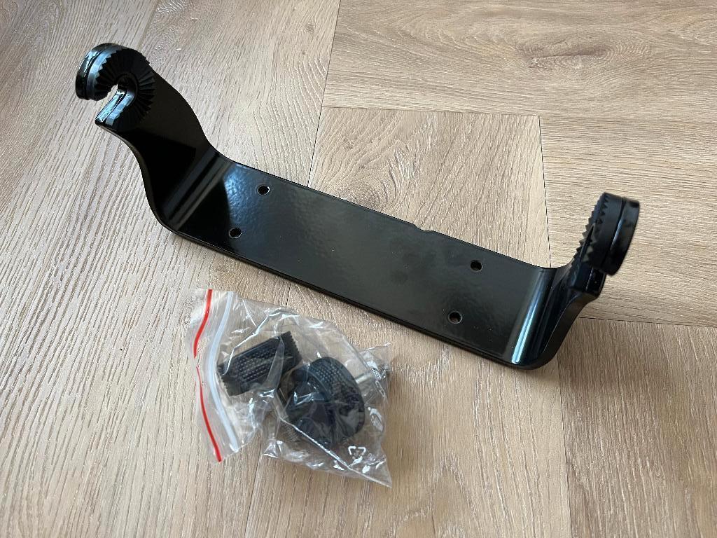 Raymarine eS75 MFD montagebeugel, Ophalen, Nieuw, Kaartplotter of Fish Finder