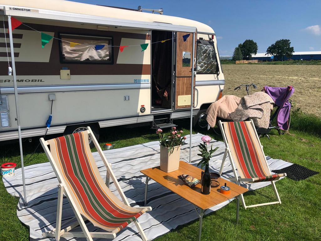 Hymer S590 - Bruine beer 1983, Ringverwarming, Luifel, Particulier, Koelkast