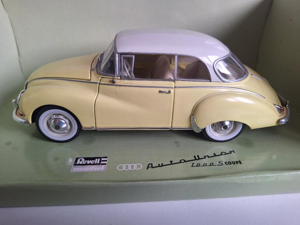 Auto Union 1000 S Coupe Revell 1/18, Ophalen of Verzenden, Zo goed als nieuw, Auto, Revell