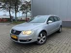 Volkswagen Passat Variant 1.6 TDI Comfortline BlueMotion, Auto's, Voorwielaandrijving, Euro 5, 4 cilinders, Origineel Nederlands