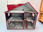 Poppenhuis met rood dak, Kinderen en Baby's, Speelgoed | Poppenhuizen, Ophalen, Gebruikt, Poppenhuis