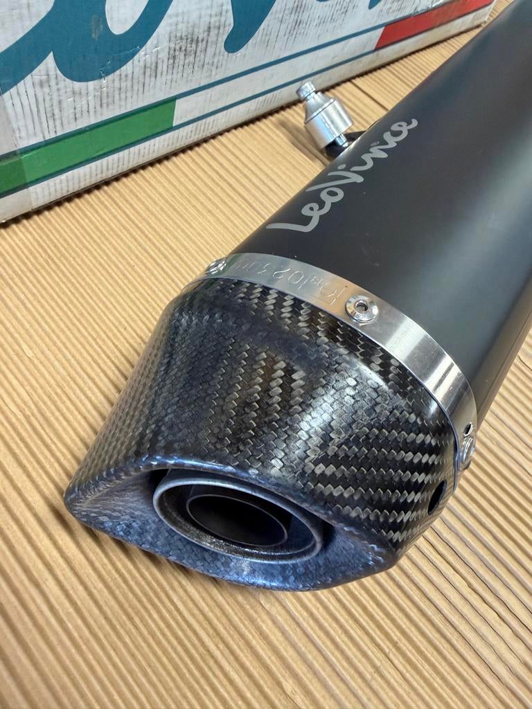 Leo Vince uitlaat voor Suzuki Vstrom DL1000, Motoren, Onderdelen | Suzuki, Ophalen of Verzenden, Gebruikt