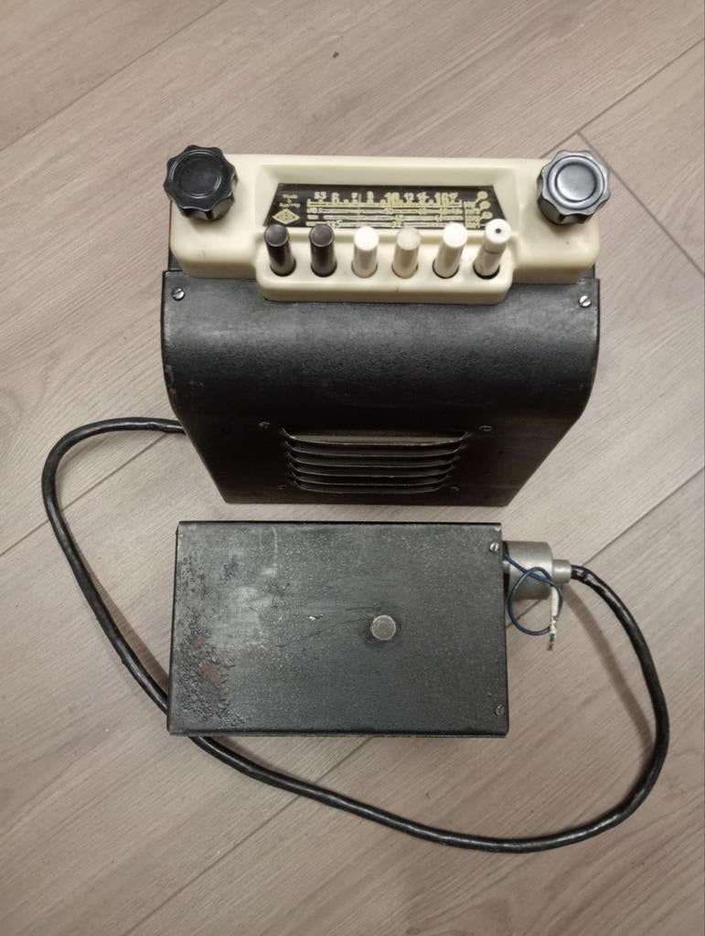 Oldtimer buizen autoradio jaren 50, Auto diversen, Gebruikt, Ophalen of Verzenden, Nb, Nb