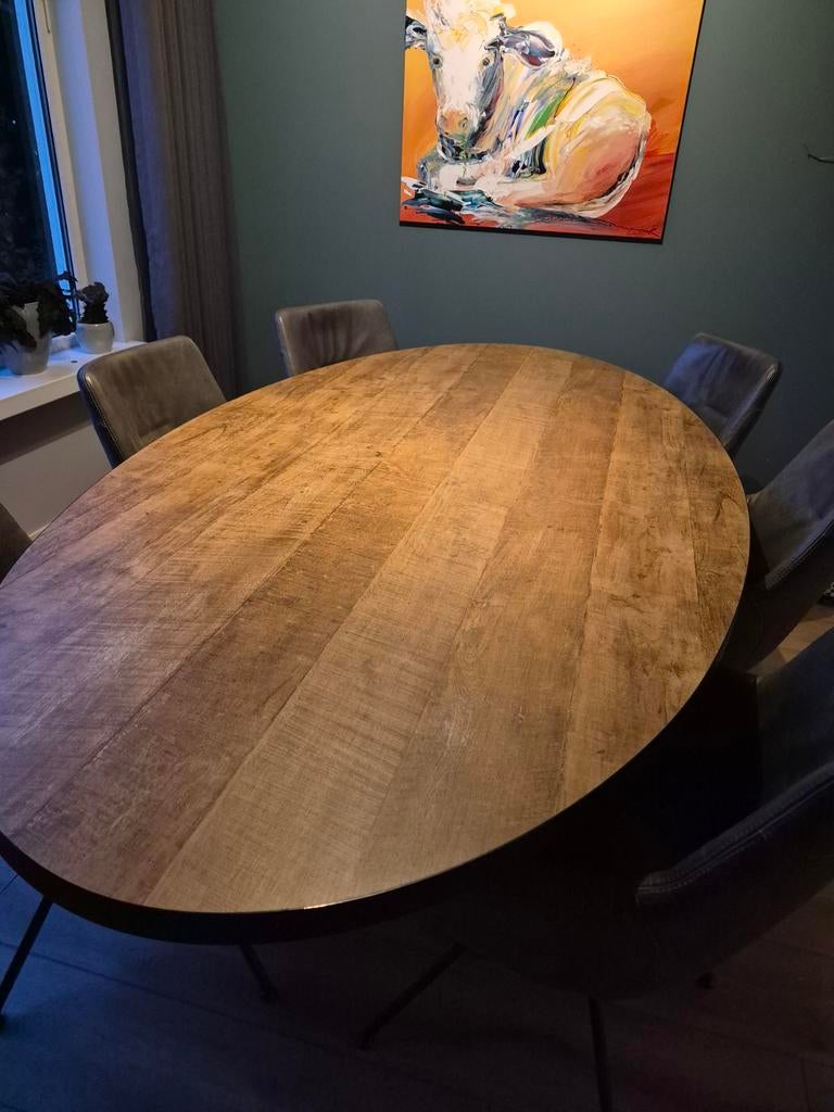Grote ovale tafel met metalen kruis poot., Ophalen, Gebruikt, 100 tot 150 cm, Overige materialen