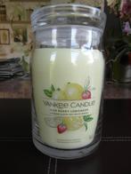 YANKEE CANDLE geurkaars  "ICED BERRY LEMONADE"  Large Jar, Huis en Inrichting, Overige materialen, Overige kleuren, Nieuw, Ophalen of Verzenden