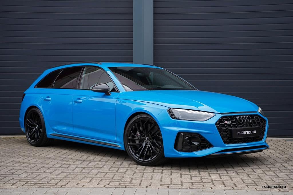 Audi RS4 | Facelift | Keramisch | Massage | Matrix | B&O | C, Automaat, Gebruikt, Zwart, Blauw