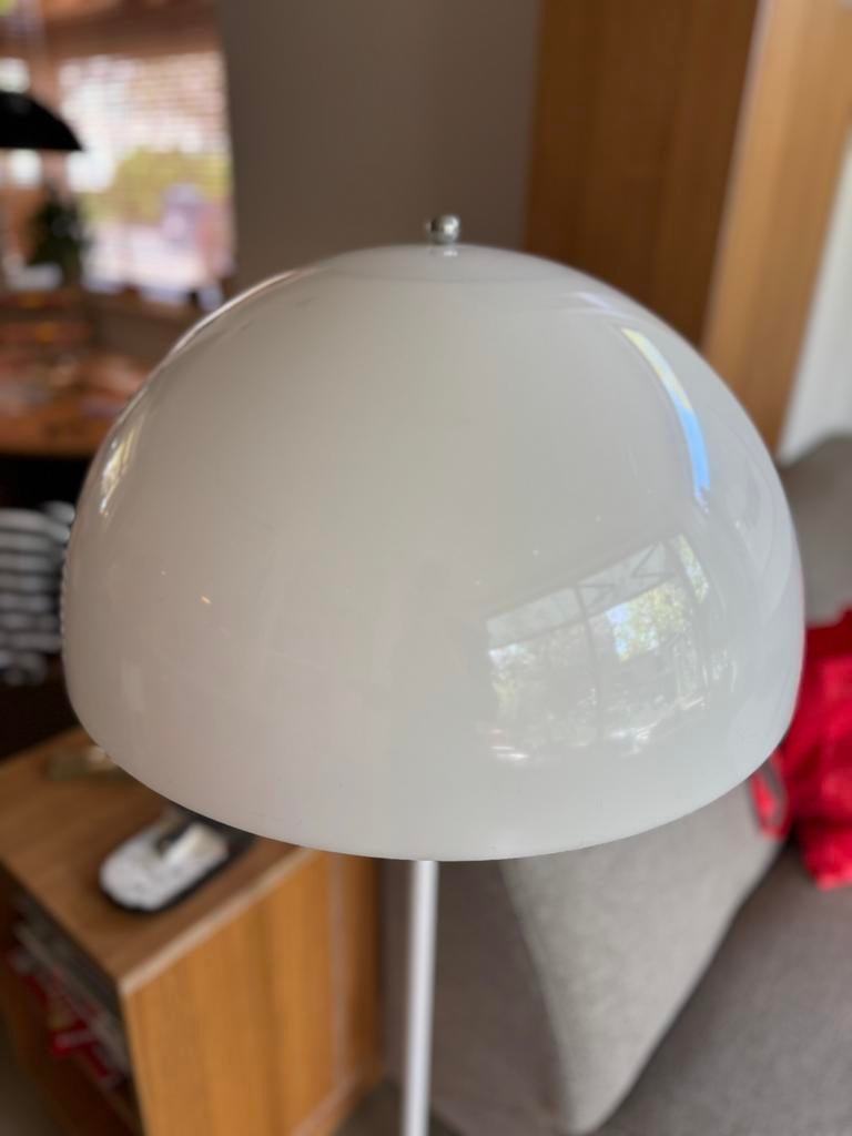 Louis Poulsen - Panthella, Huis en Inrichting, Lampen | Tafellampen, Ophalen, Gebruikt, 75 cm of meer