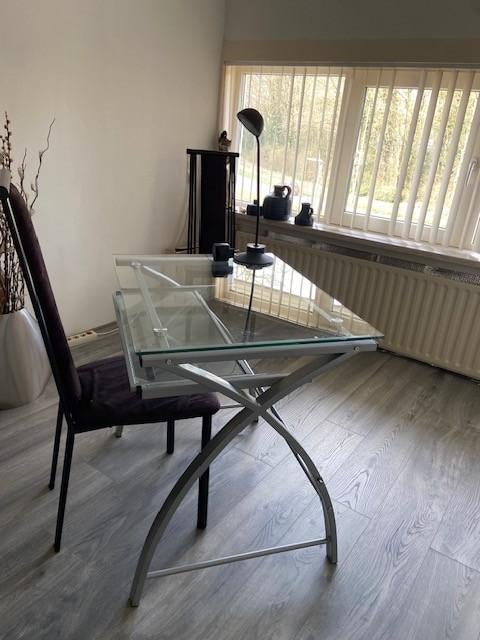 bureau, Ophalen, Zo goed als nieuw