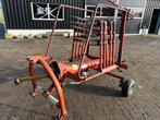 Kuhn GA 301 GM cirkelhark en Ford Dexta, Ophalen, Overige, Weidebouw