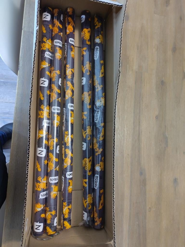 5 grote  rollen Garfield kaftpapier, Diversen, Schoolbenodigdheden, Ophalen of Verzenden