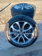 Lichtmetalen nissan velgen met 17 inch zomerbanden, Auto-onderdelen, Banden en Velgen, Ophalen, Zomerbanden, Velg(en)