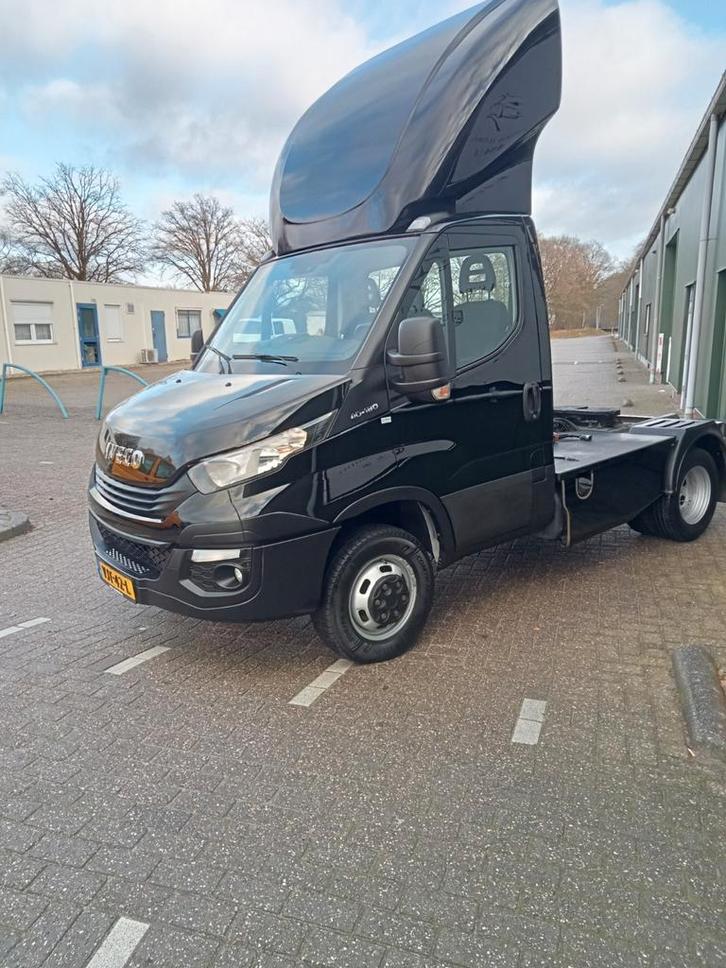 IVECO DAILY B/E TREKKER MET VEEL EXTRA'S 9/2018 €15750,00, Auto's, Bestelauto's, Bedrijf, Iveco, Diesel, Euro 6, Handgeschakeld