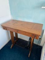 Antieke Pfaff  naaimachine met houten onderstel, Ophalen