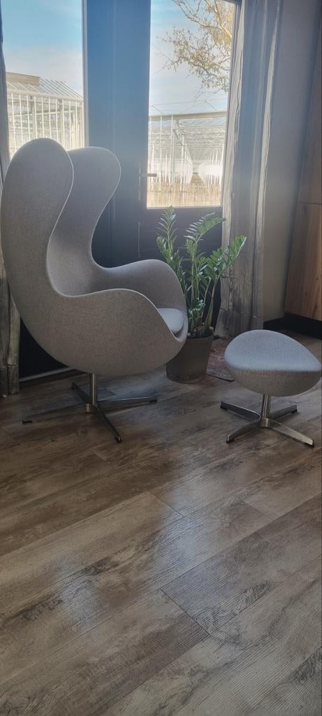 Egg chair licht grijs, Huis en Inrichting, Fauteuils, Ophalen, 100 tot 125 cm, Zo goed als nieuw, 75 tot 100 cm