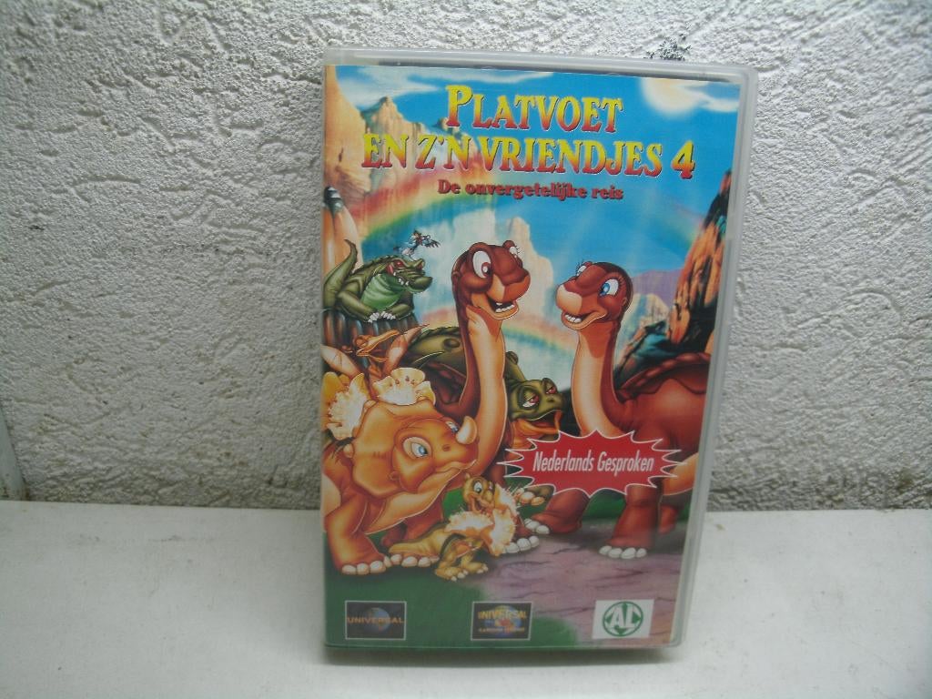 vhs 215a platvoet en z'n vriendjes 4, Alle leeftijden, Ophalen of Verzenden, Zo goed als nieuw