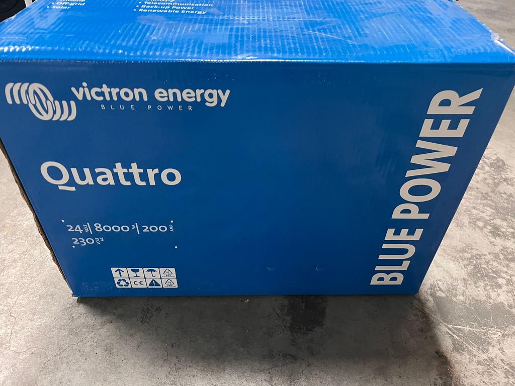 Victron Quattro 24 8000 200 nieuw in doos!!, Ophalen of Verzenden, Nieuw, Overige typen